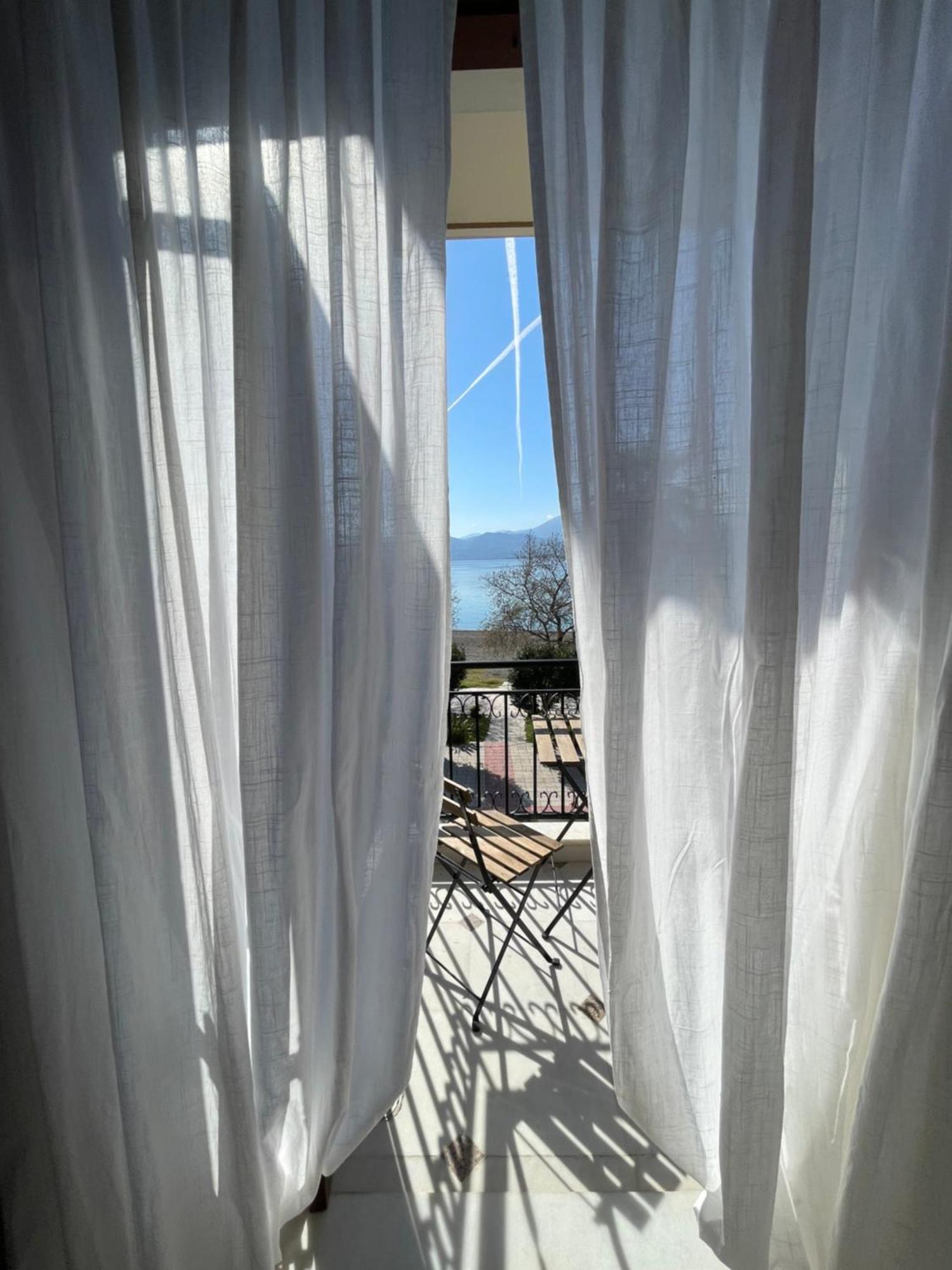 Regina Hotel Nafpaktos Esterno foto
