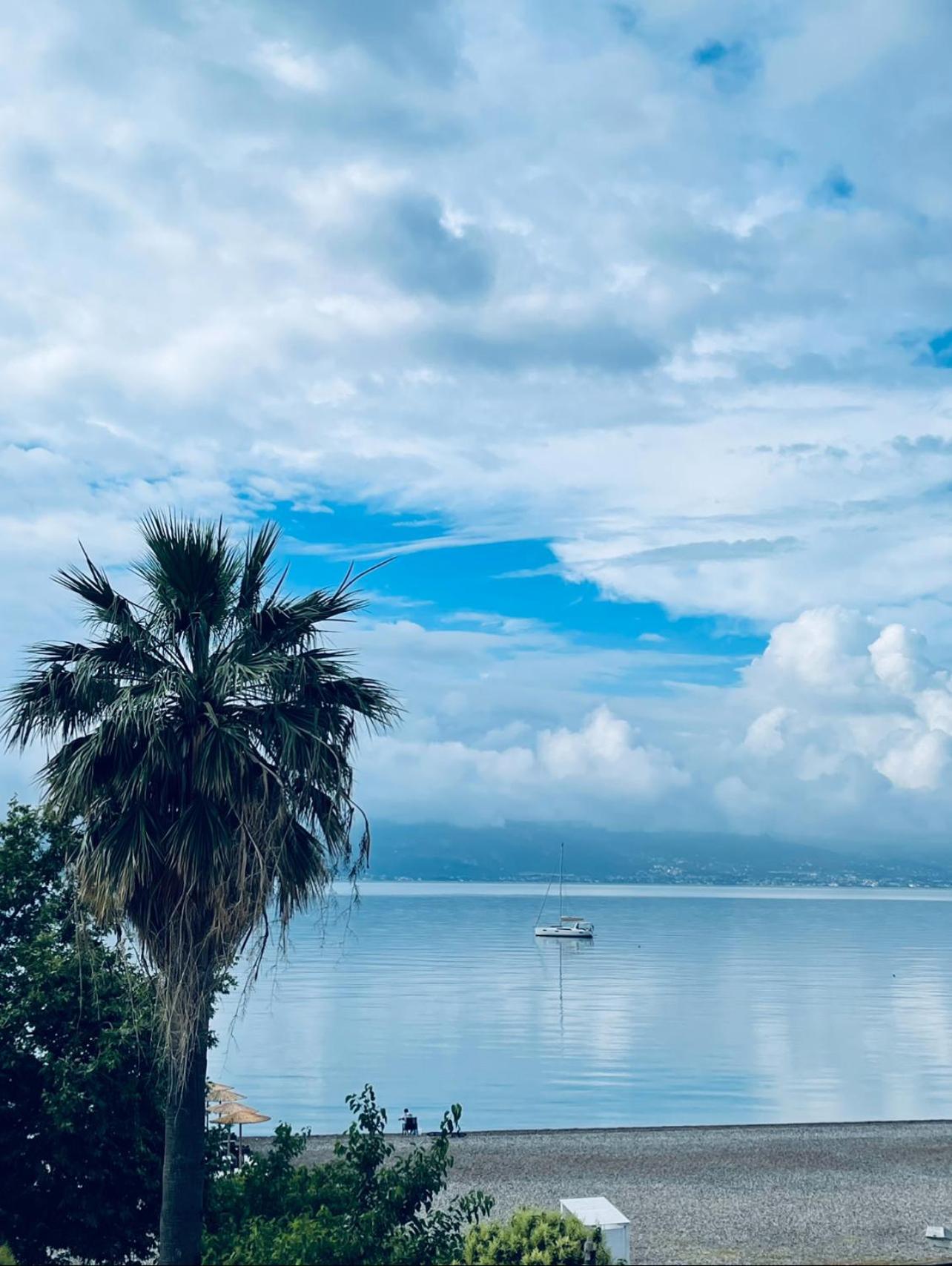 Regina Hotel Nafpaktos Esterno foto